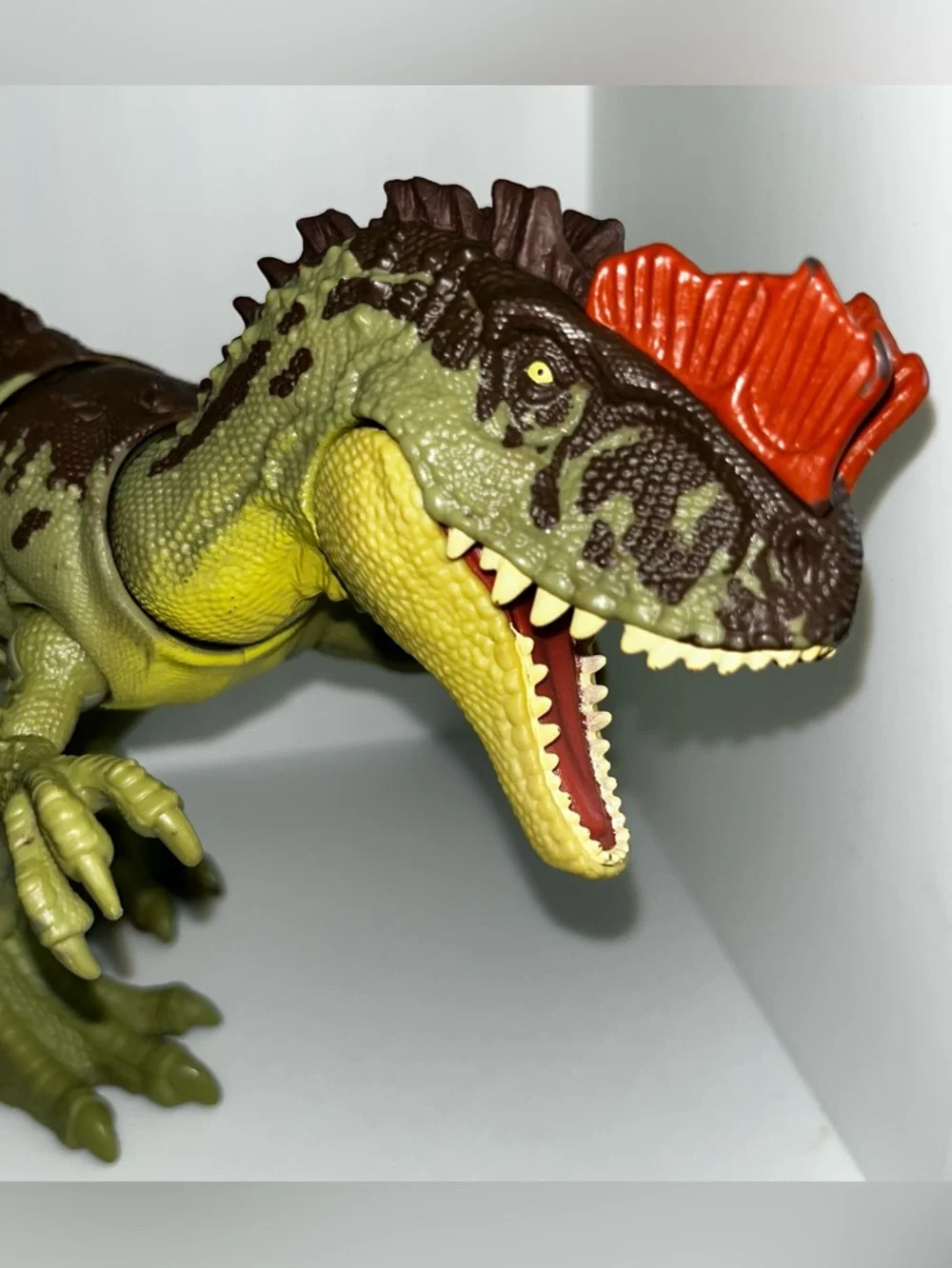 Jurassic World Dominion Massive Yangchuanosaurus 14.5” Action Figure